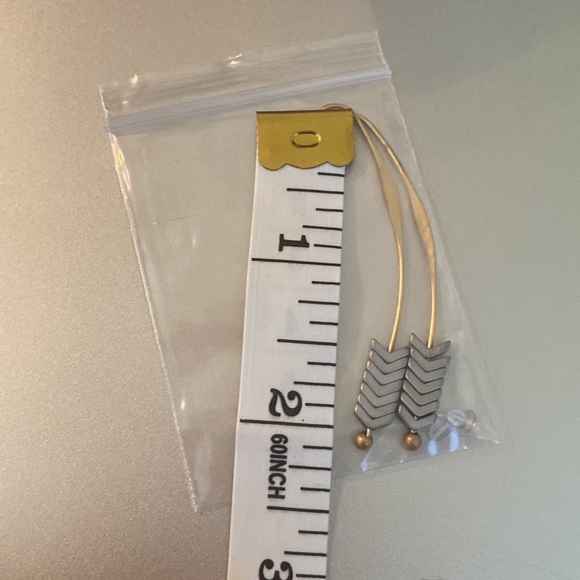 🆕NIP:Metallic Silver Arrow Southwestern/BOHO Earrings - Picture 3 of 6